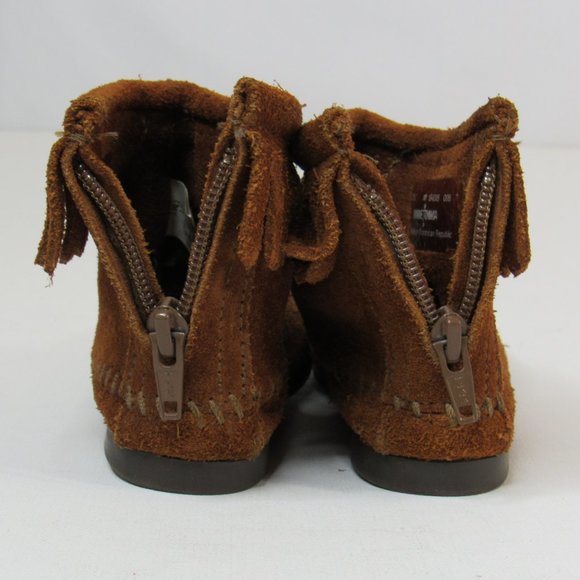 Minnetonka Kids Back Zipper Suede Boot Hardsole Size 10 - Picture 9 of 13